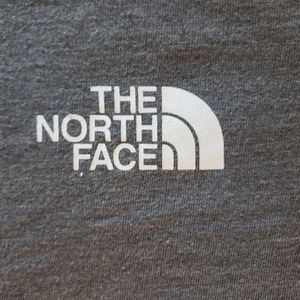 Northface mens Hoodie tee shirt